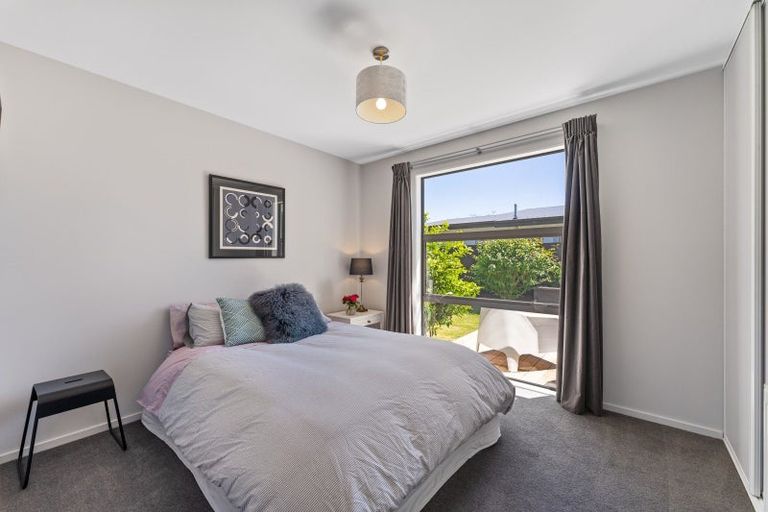 Photo of property in 35 Taiore Crescent, Marshland, Christchurch, 8083