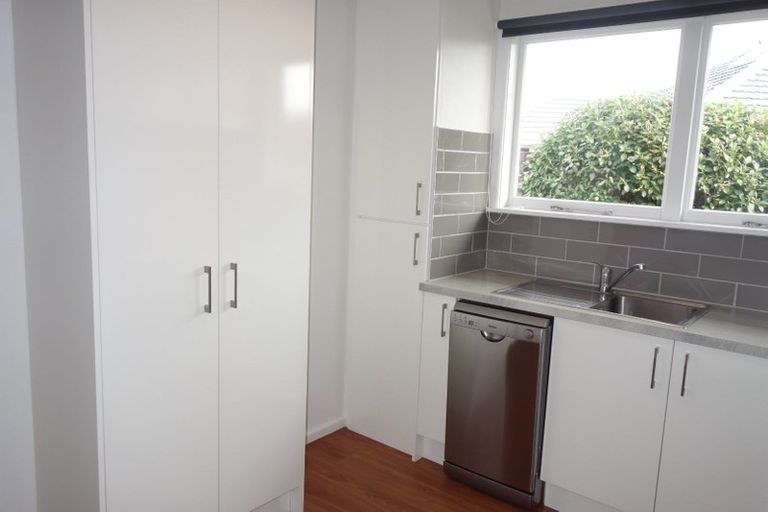 Photo of property in 8a Kinver Place, Spreydon, Christchurch, 8024