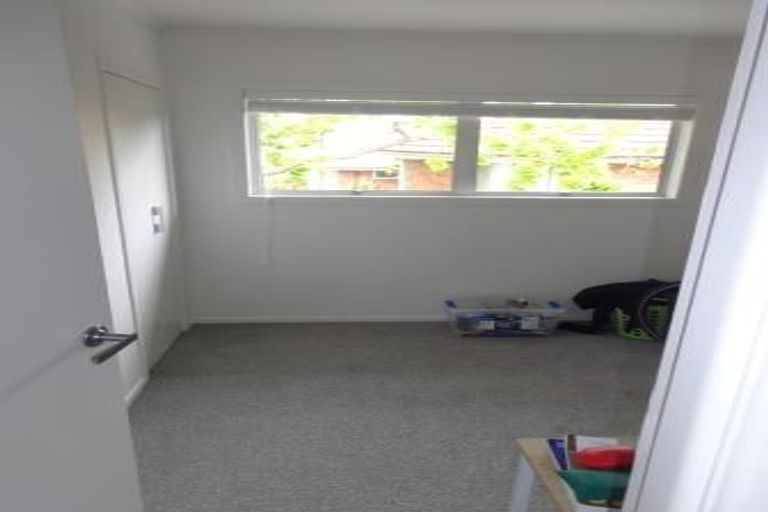 Photo of property in 1/35 Routley Drive, Glen Eden, Auckland, 0602