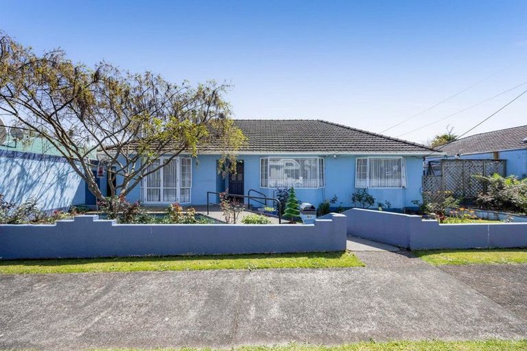 Photo of property in 80 Fulford Street, New Plymouth, 4310