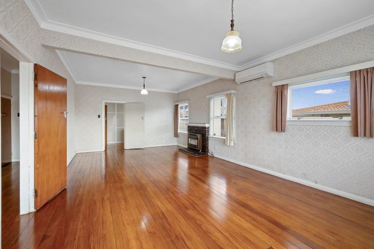 Photo of property in 6 Vogel Street, Fitzroy, New Plymouth, 4312