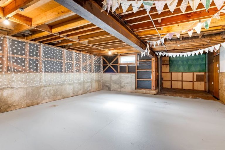 Photo of property in 43 Sutcliffe Street, Saint Clair, Dunedin, 9012