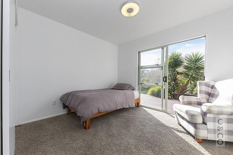 Photo of property in 8 Pineview Lane, Helensville, 0875