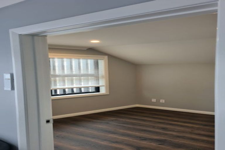 Photo of property in 24 Tai Crescent, Hobsonville, Auckland, 0616