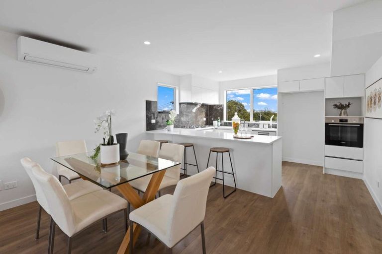 Photo of property in 112 Arnold Street, Leamington, Cambridge, 3432