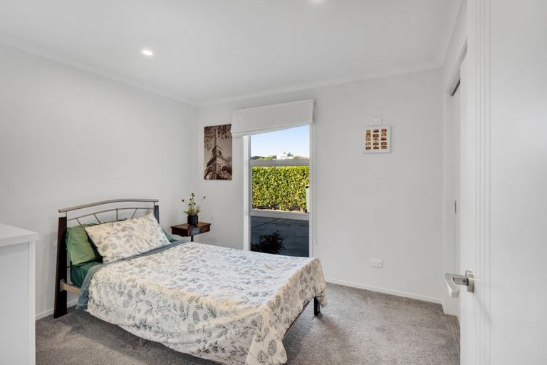 Photo of property in 44 Fernbrook Drive, Hurworth, New Plymouth, 4310