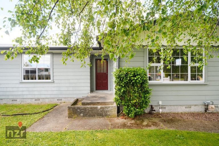 Photo of property in 6 Oban Place, Awapuni, Palmerston North, 4412