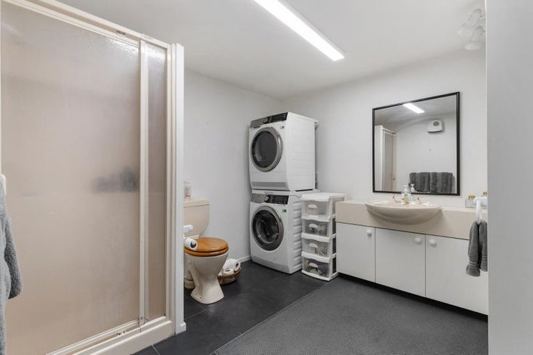 Photo of property in 127 Goldfield Heights, Queenstown, 9300