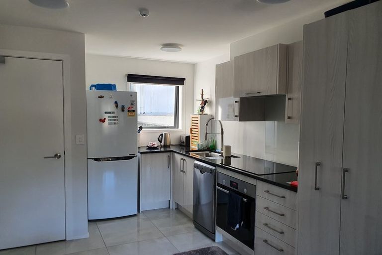 Photo of property in 3/232 Main Road, Tawa, Wellington, 5028
