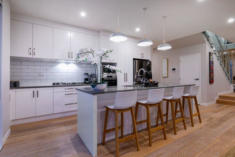 Photo of property in 26 Cassidy Drive, Orewa, 0931