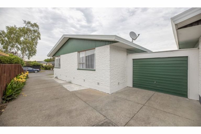 Photo of property in 41 Oldwood Street, Bishopdale, Christchurch, 8053