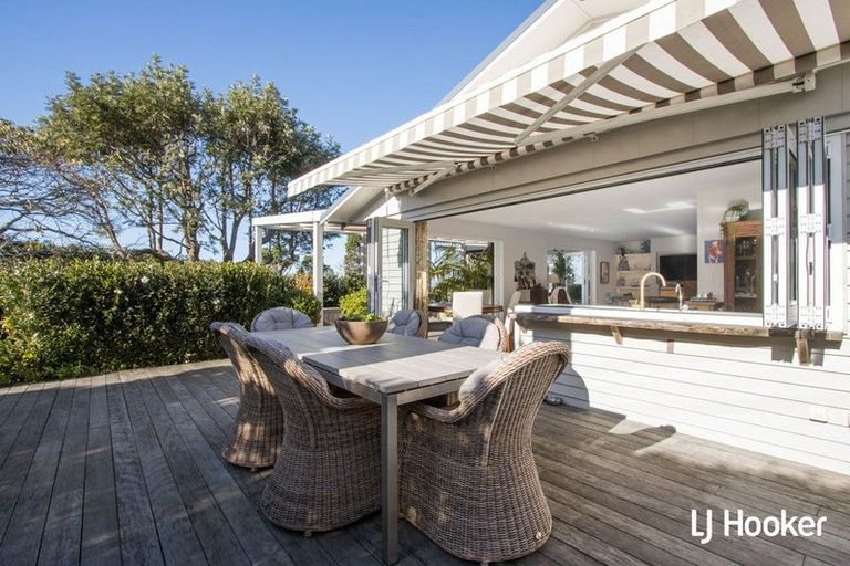 Photo of property in 21 The Crescent, Waihi Beach, 3611