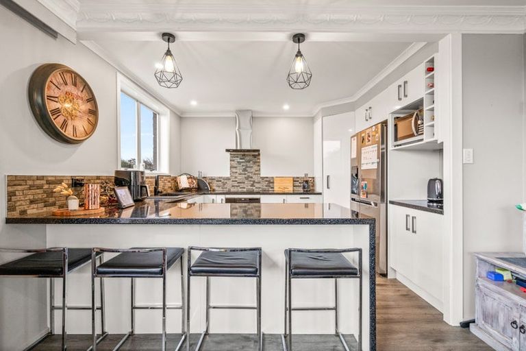 Photo of property in 98 Salford Street, Windsor, Invercargill, 9810