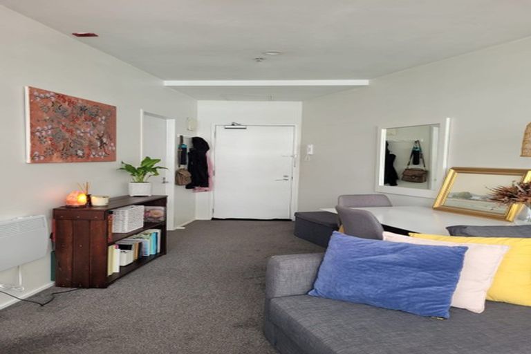 Photo of property in Hume House, 152u1 The Terrace, Wellington Central, Wellington, 6011