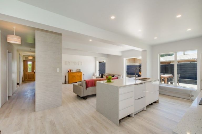 Photo of property in 7a Lesley Grove, Waikanae, 5036