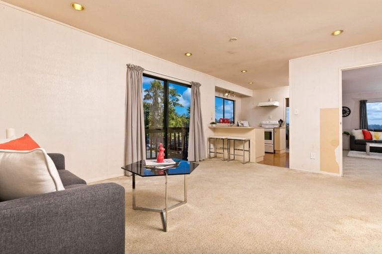 Photo of property in 21 Gala Place, Henderson, Auckland, 0612