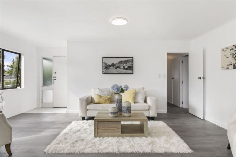 Photo of property in 65 Reynella Drive, Massey, Auckland, 0614