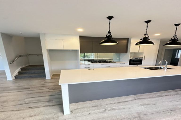 Photo of property in 3 Grover Street, Orewa, 0931