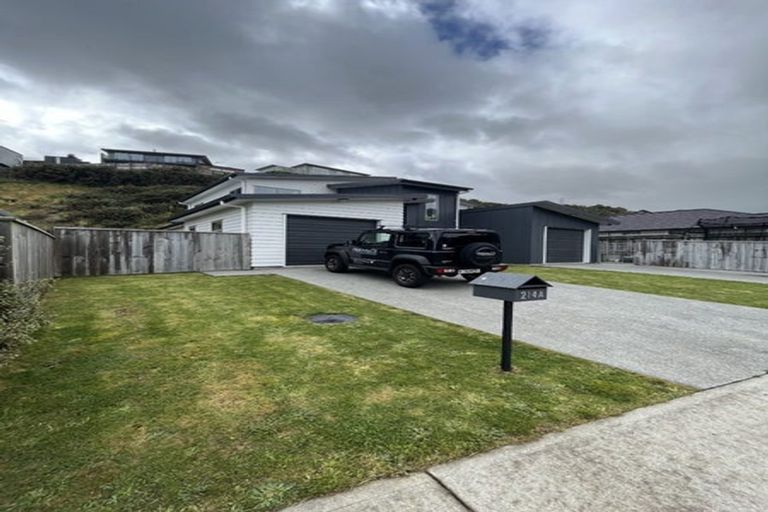 Photo of property in 214a Navigation Drive, Whitby, Porirua, 5024