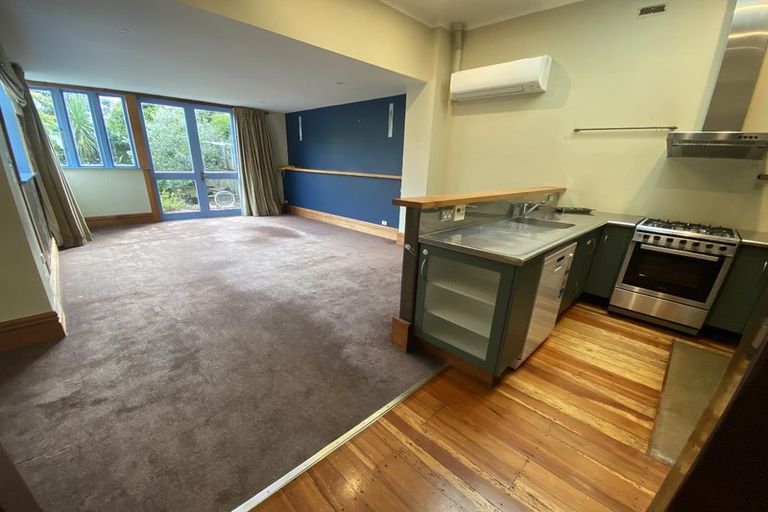 Photo of property in 40 Hall Street, Newtown, Wellington, 6021