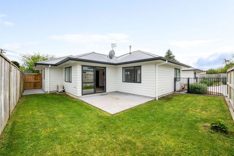 Photo of property in 72u2 Claude Street, Fairfield, Hamilton, 3214