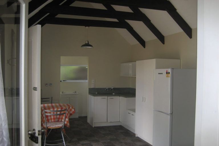 Photo of property in 166 Main Road, Redcliffs, Christchurch, 8081