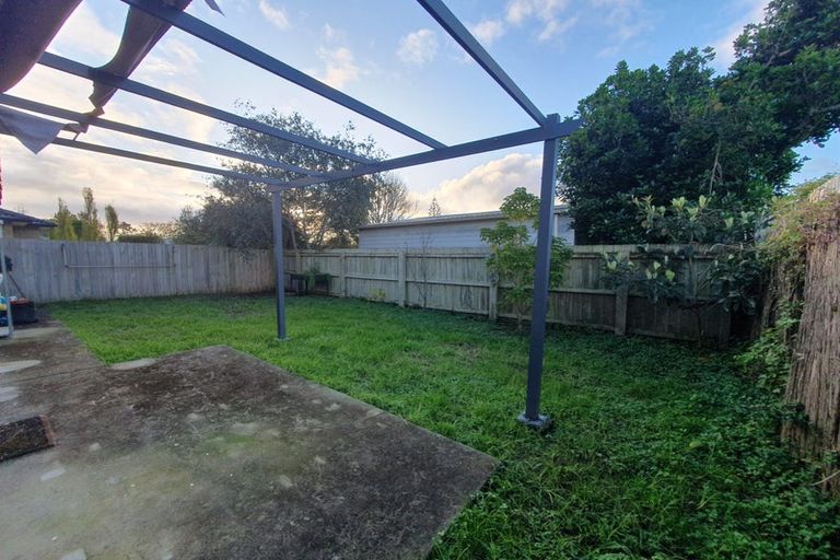 Photo of property in 813 Te Atatu Road, Te Atatu Peninsula, Auckland, 0610