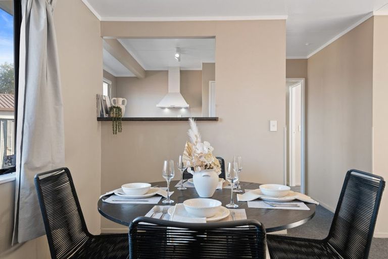 Photo of property in 9b Mount View Drive, Mangakakahi, Rotorua, 3015