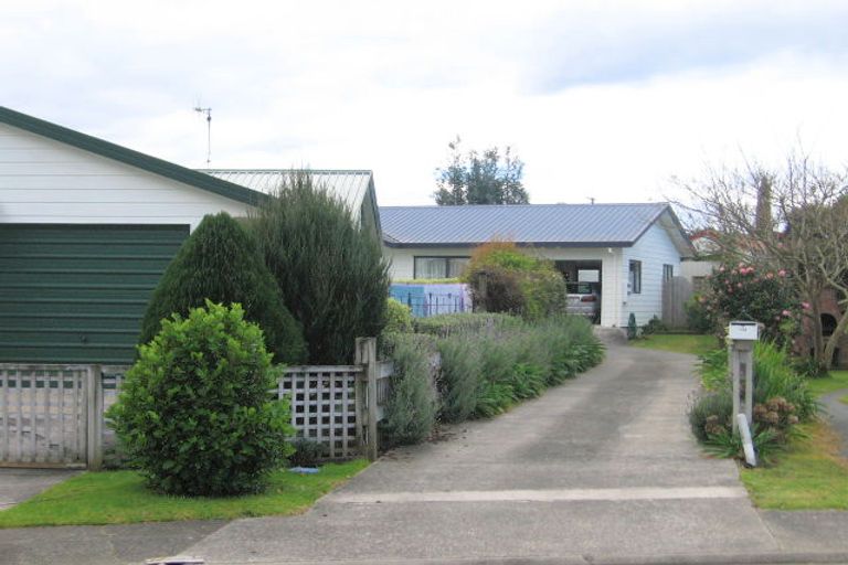 Photo of property in 124b Avalon Place, Whangamata, 3620