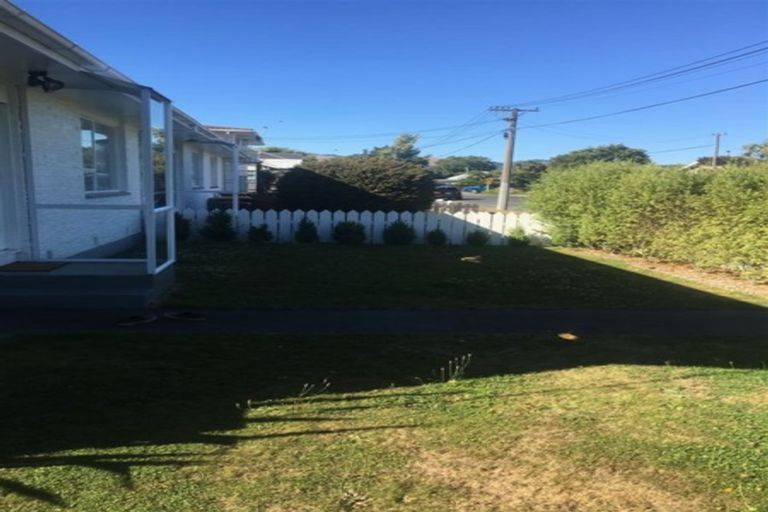 Photo of property in 12 Tancred Street, Linwood, Christchurch, 8011