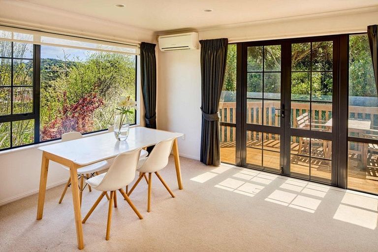 Photo of property in 14 Musket Lane, Whitby, Porirua, 5024