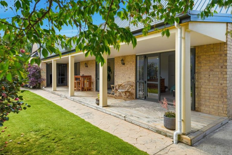 Photo of property in 16 Dawson Douglas Place, Kaiapoi, 7630