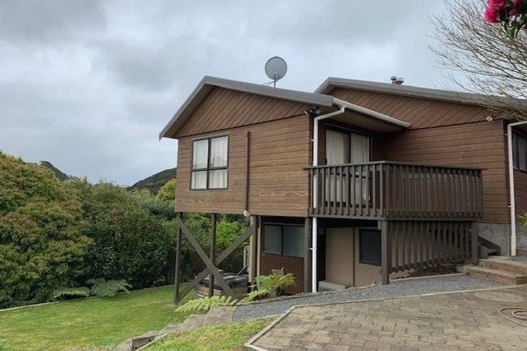 Photo of property in 29 Observatory Close, Whitby, Porirua, 5024