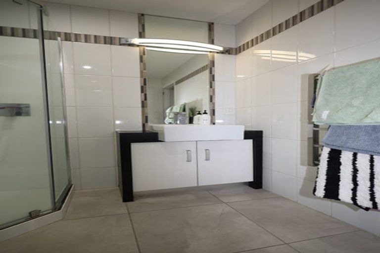 Photo of property in 1a Levers Road, Matua, Tauranga, 3110