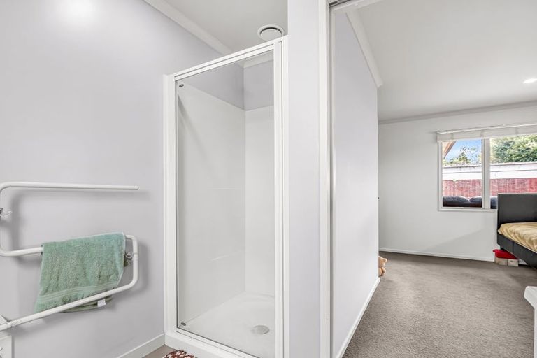 Photo of property in 2/2 Vintners Lane, Woolston, Christchurch, 8023