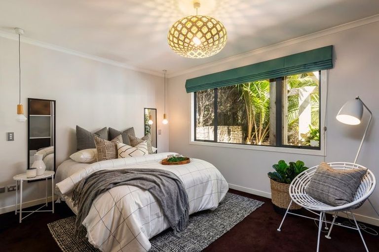 Photo of property in 61a Fairmount Road, Titirangi, Auckland, 0604