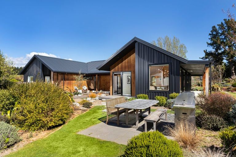 Photo of property in 5 Loach Road, Hawea Flat, Wanaka, 9382