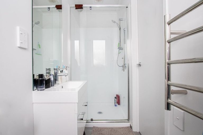 Photo of property in 1u2 Hibiscus Avenue, Hamilton Lake, Hamilton, 3204
