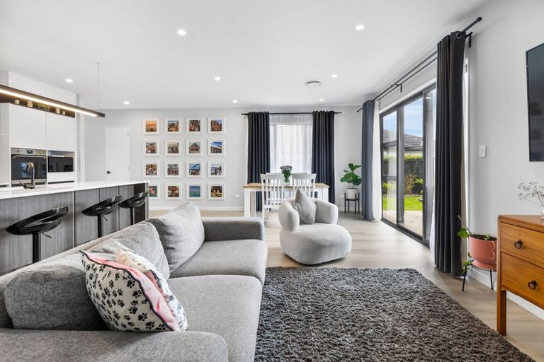 Photo of property in 202 Matua Road, Kumeu, 0810