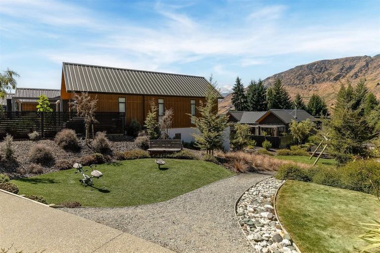 Photo of property in 16/18u George Bullen Lane, Arthurs Point, Queenstown, 9371
