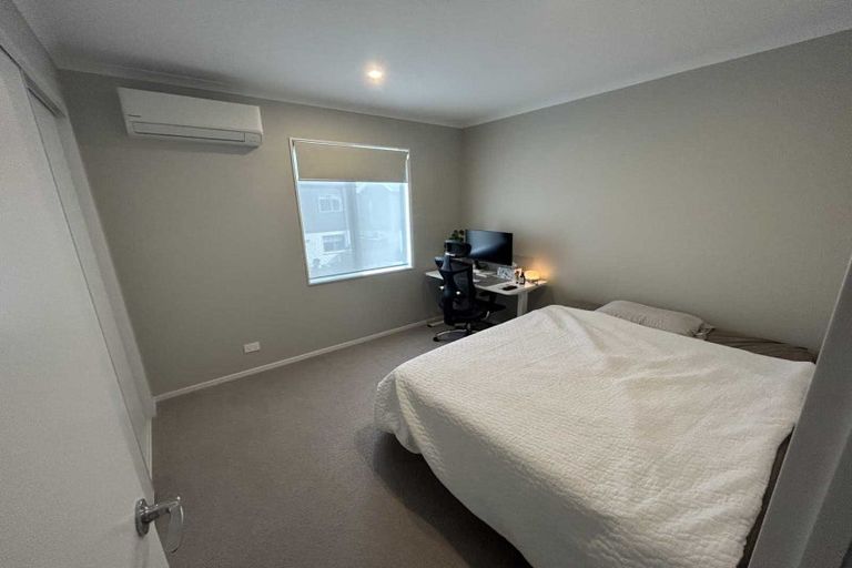 Photo of property in 25 Waenganui Road, Hobsonville, Auckland, 0616