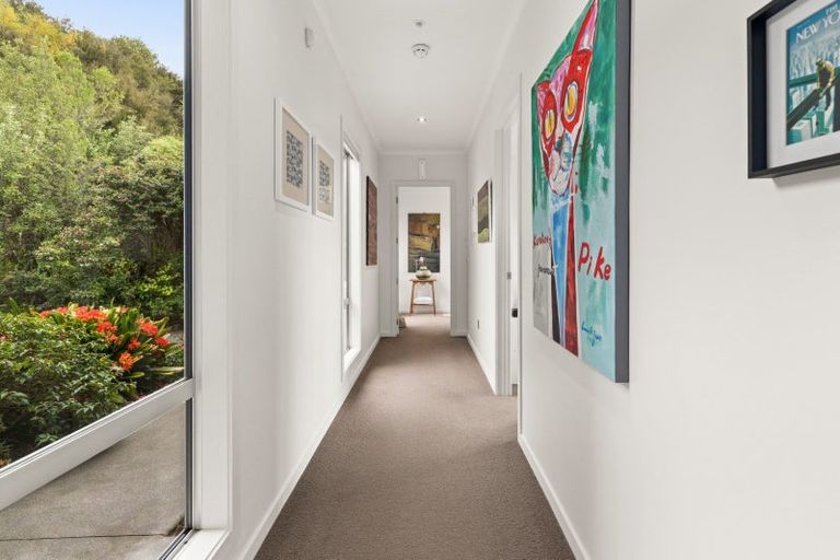 Photo of property in 28 Esk View Road, Eskdale, Napier, 4182