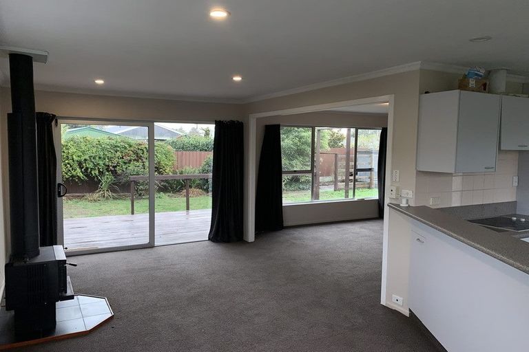 Photo of property in 41a Oakley Crescent, Hornby, Christchurch, 8042