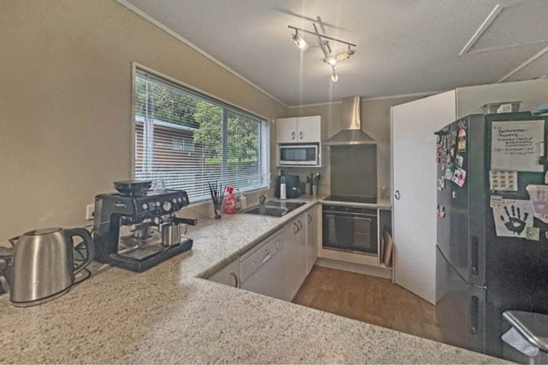 Photo of property in 55 Hazlewood Avenue, Karori, Wellington, 6012