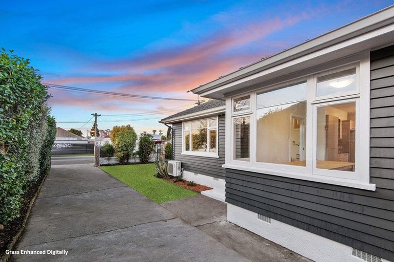 Photo of property in 155 Langdons Road, Northcote, Christchurch, 8052