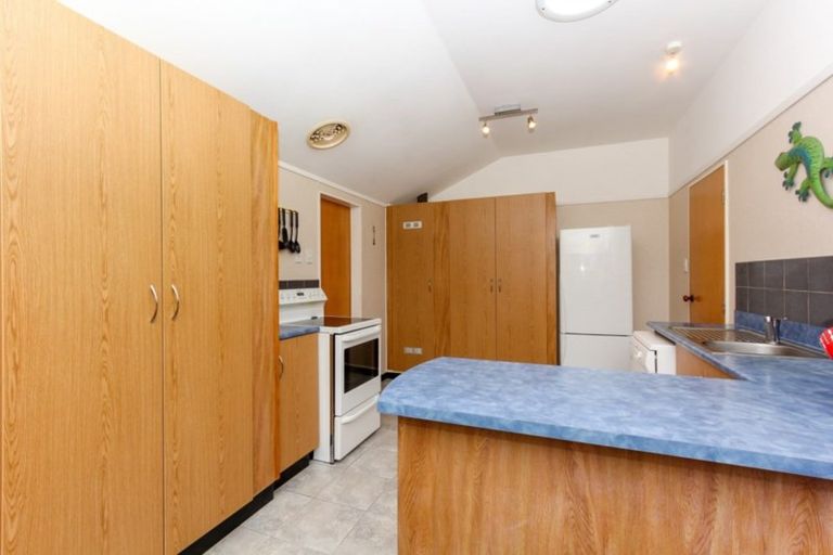 Photo of property in 1 Rangiora Place, Inglewood, 4330