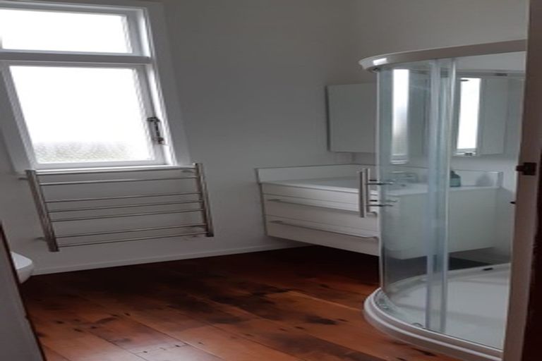 Photo of property in 29 Freyberg Street, Lyall Bay, Wellington, 6022