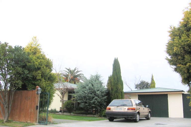 Photo of property in 8a Moeller Street, Taradale, Napier, 4112