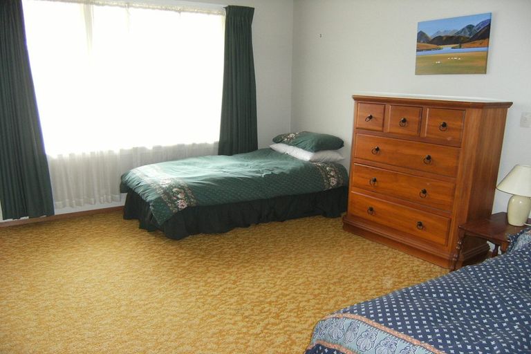 Photo of property in 1/23 Kent Lodge Avenue, Avonhead, Christchurch, 8042