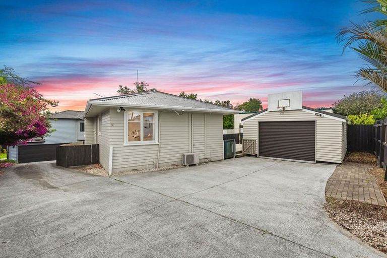 Photo of property in 97 Metcalfe Road, Ranui, Auckland, 0612